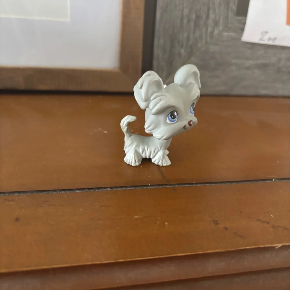 hasbro littlest pet shop yorkshire terrier #227